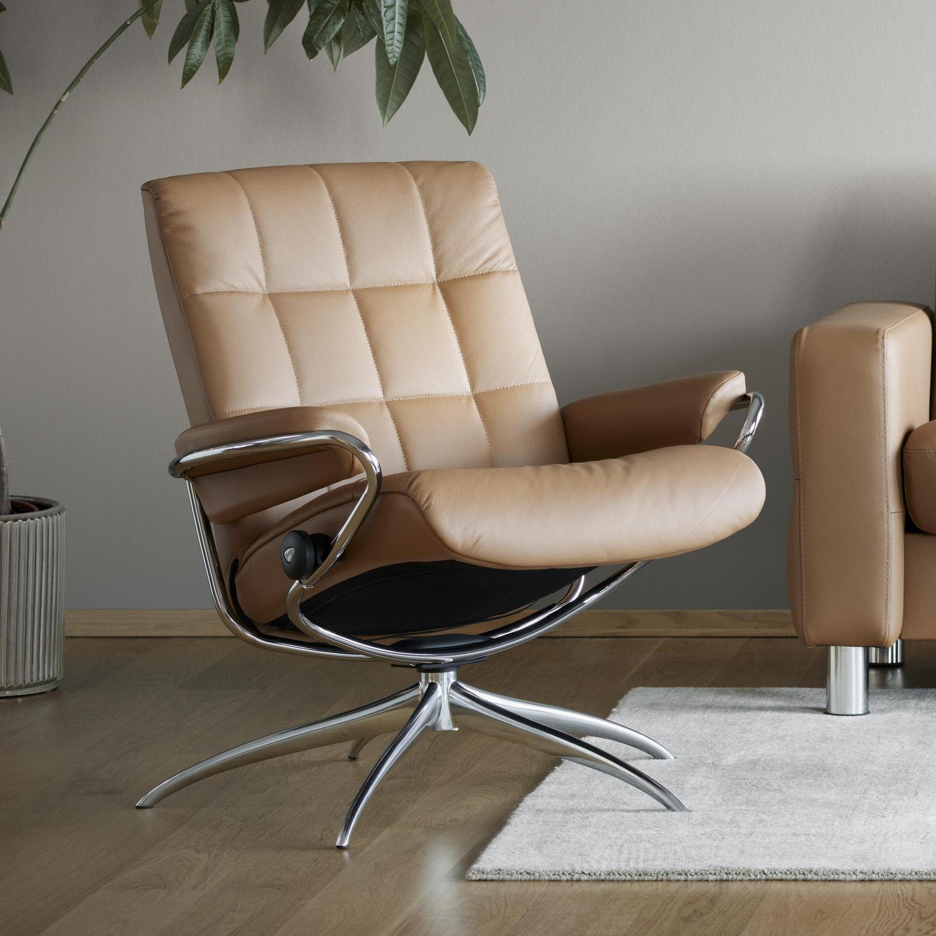 Stressless Relaxsessel London Low Back Star M M Bezug Leder Batick New Caramel 16, Gestell Chrom 40